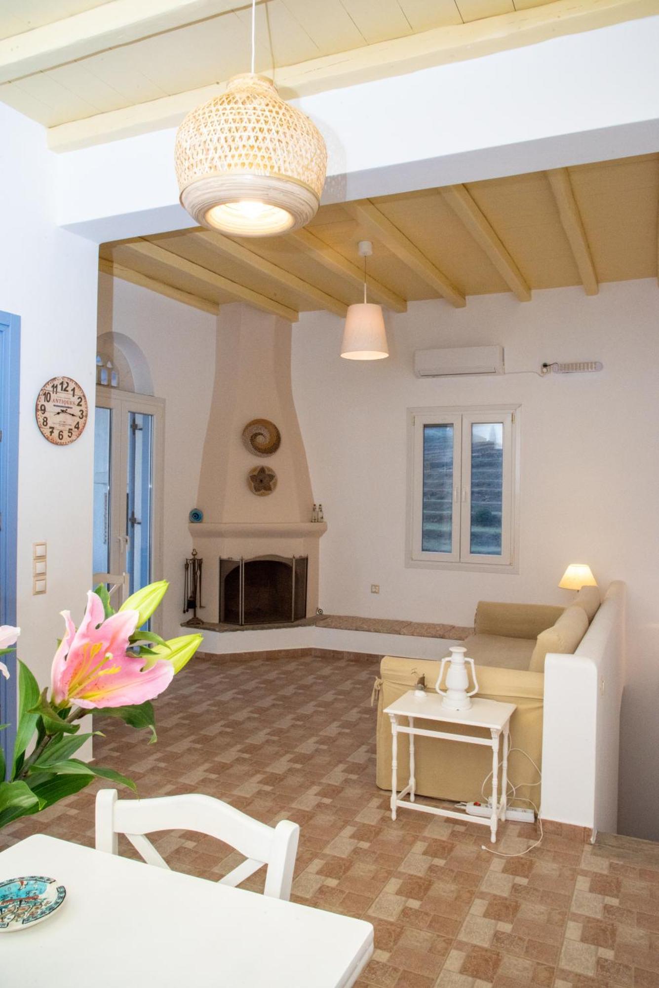 Iliopetra residence - 5BR Villa in Agios Romanos Exterior foto